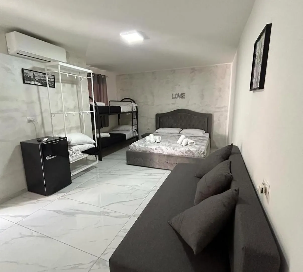 Terrace Caracciolo Valentino Apartment Naples